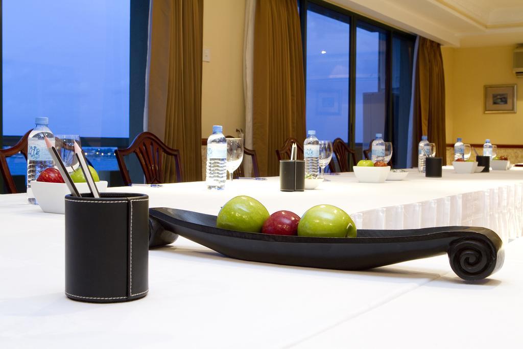 Mookai Hotel Male Zewnętrze zdjęcie
