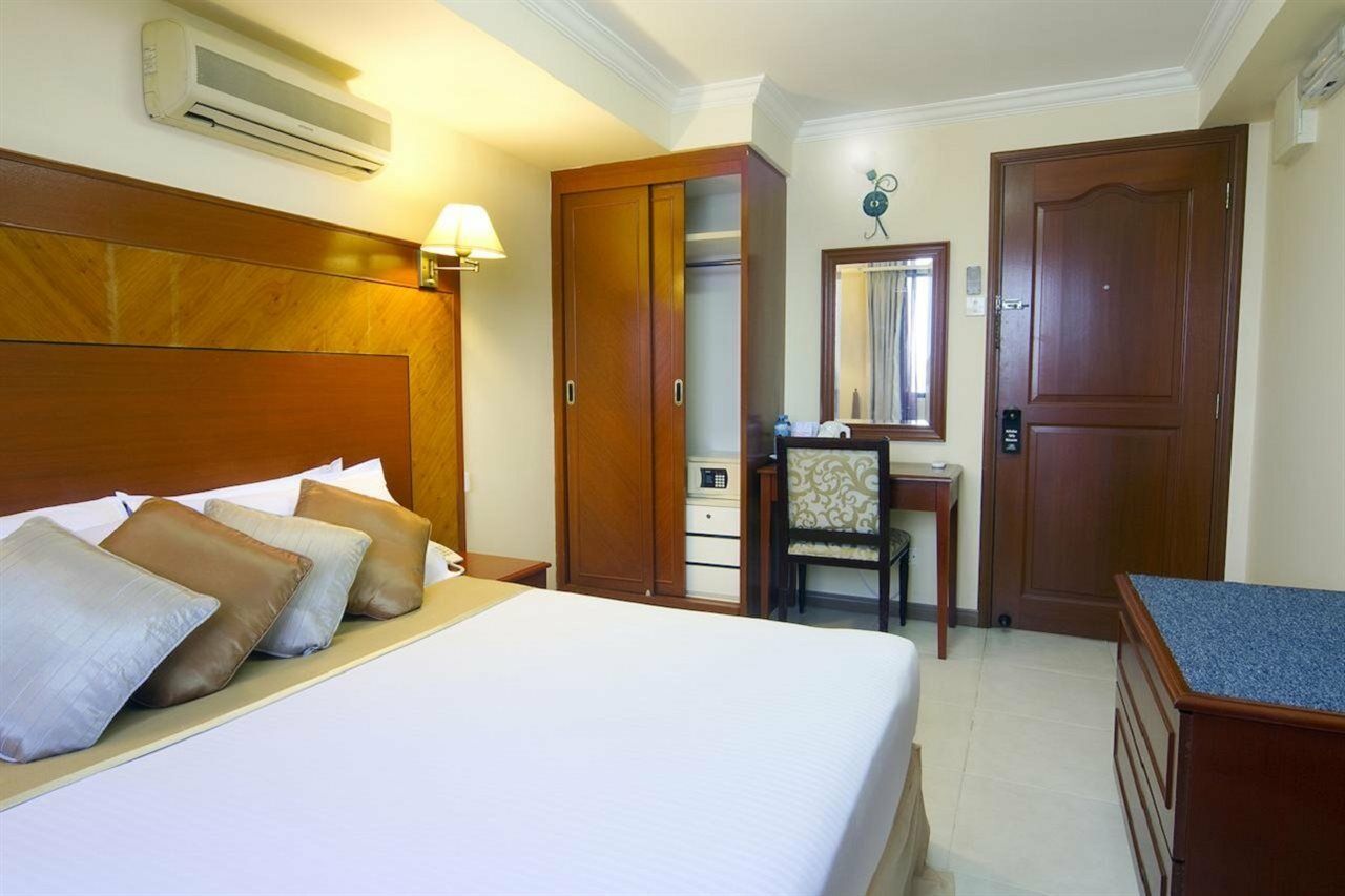 Mookai Hotel Male Zewnętrze zdjęcie